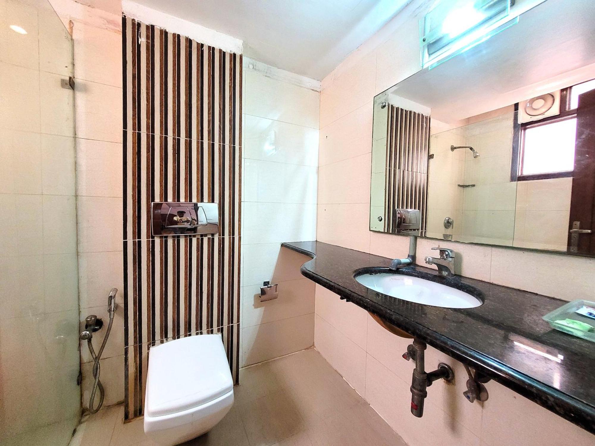 Hotel The Daanish Residency - Karol Bagh Neu-Delhi Exterior foto