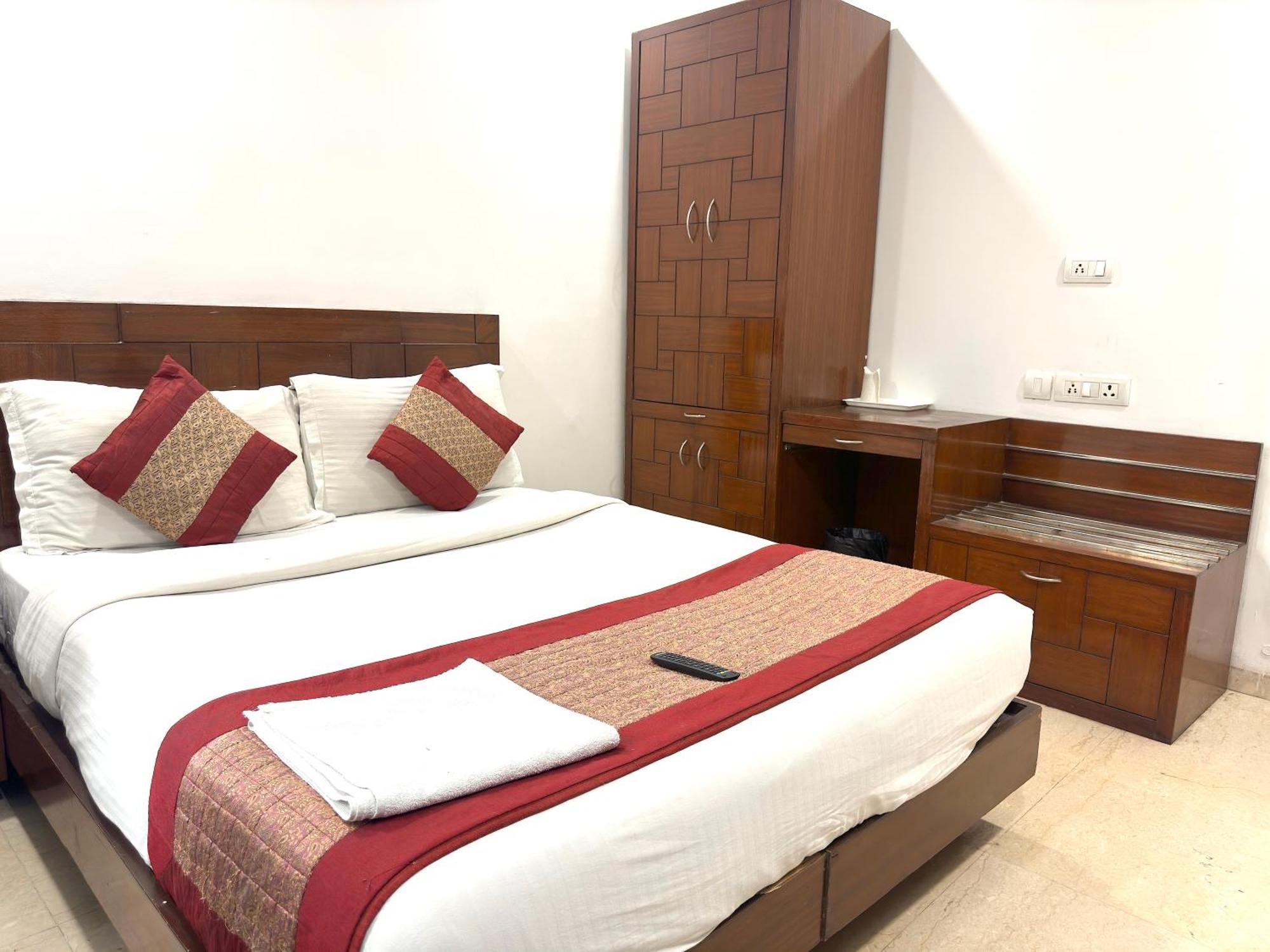 Hotel The Daanish Residency - Karol Bagh Neu-Delhi Exterior foto